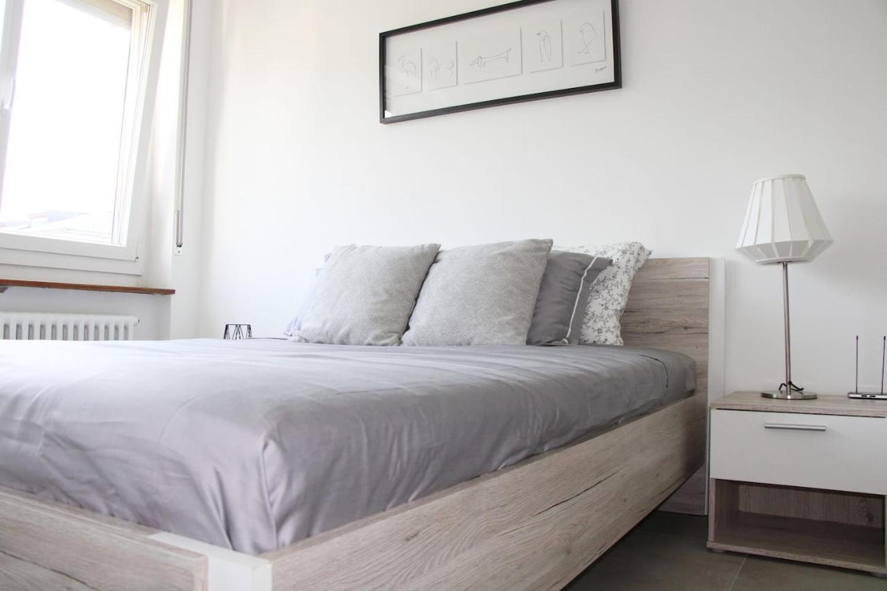 New & Modern Apartment With Beautiful Lake View! Lugano Exterior foto